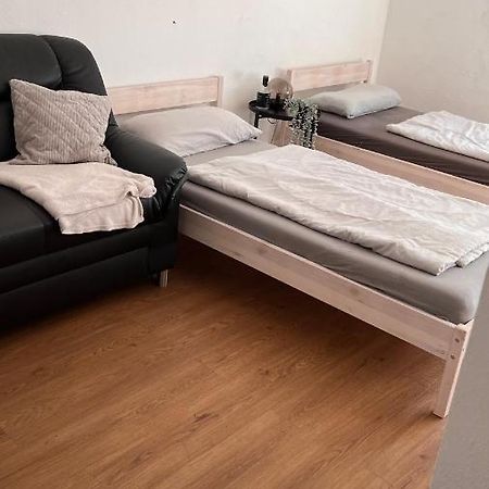 Ferienwohnung In Top Lage Von Aalen Exterior photo
