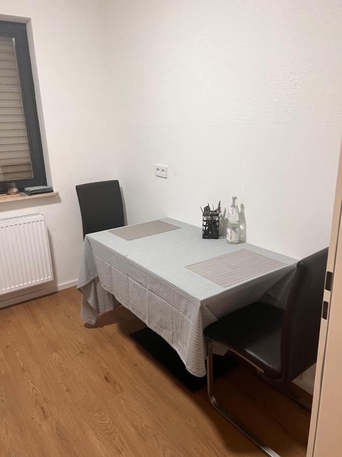 Ferienwohnung In Top Lage Von Aalen Exterior photo